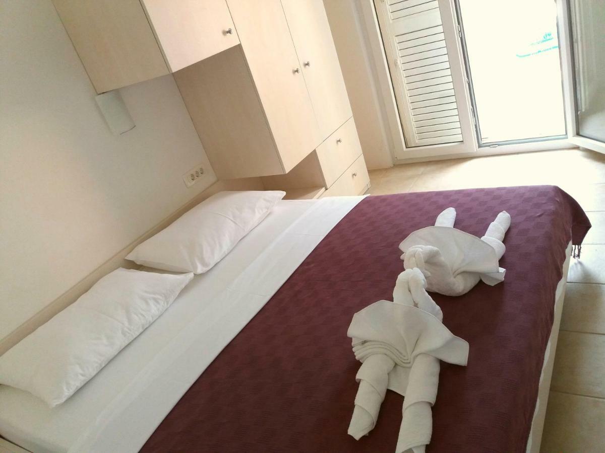 Apartments Mestrovic لوبار المظهر الخارجي الصورة