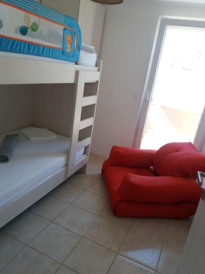 Apartments Mestrovic لوبار المظهر الخارجي الصورة