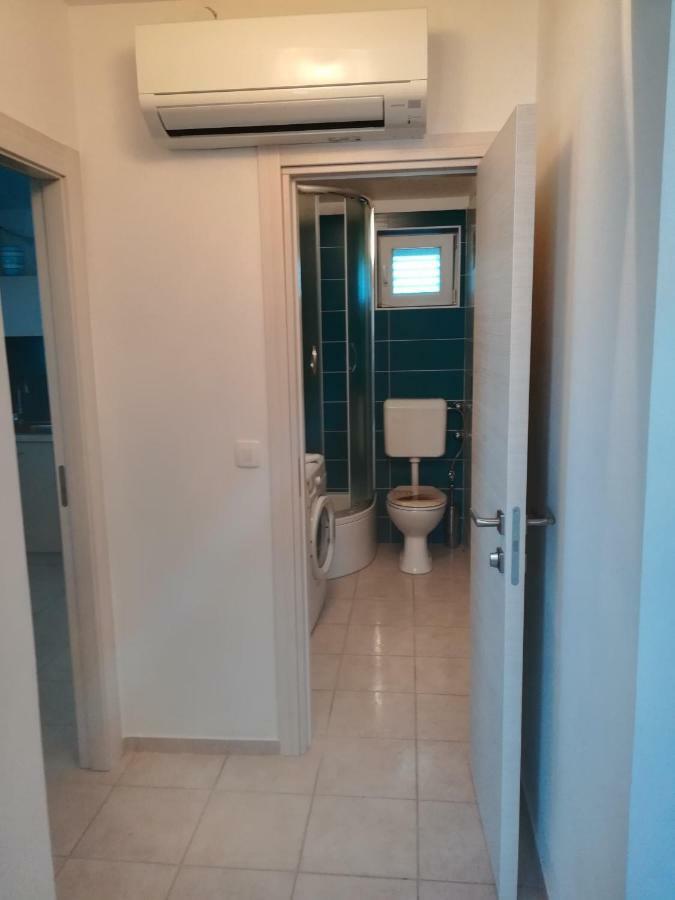 Apartments Mestrovic لوبار المظهر الخارجي الصورة